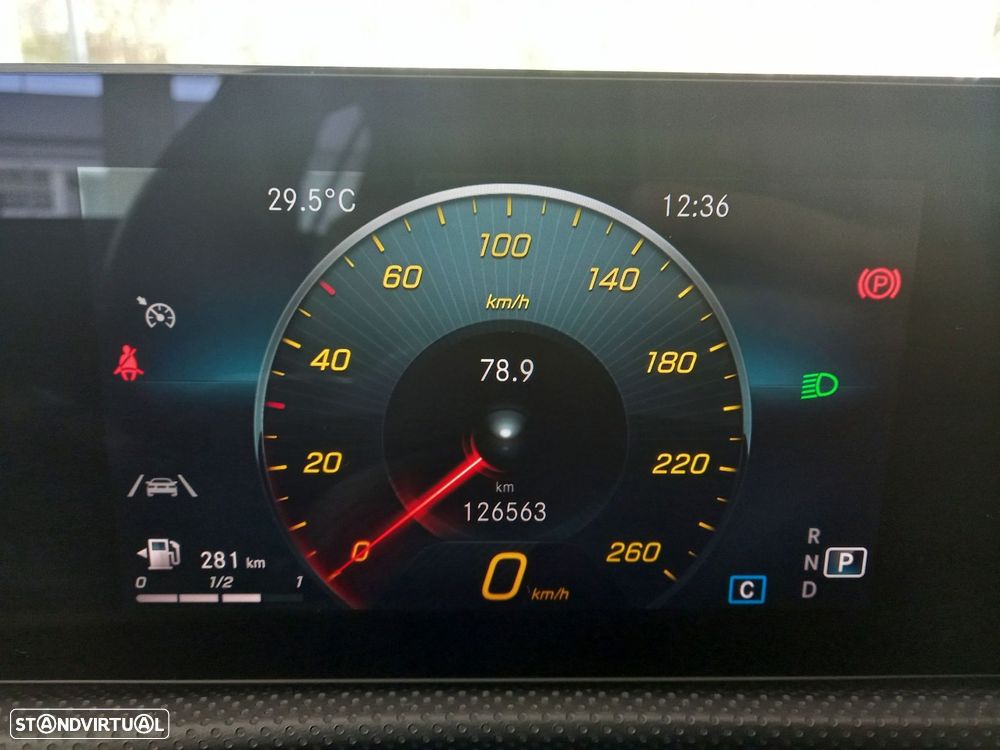 Mercedes-Benz CLA 180 - 15