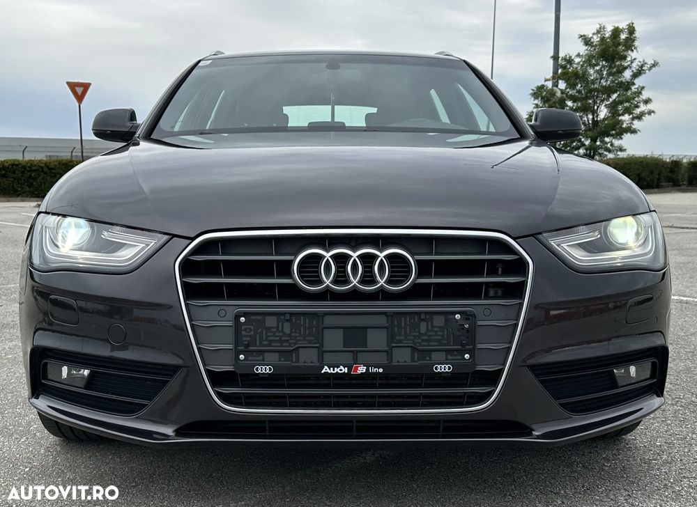 Audi A4 2.0 TDI DPF multitronic Ambiente - 1