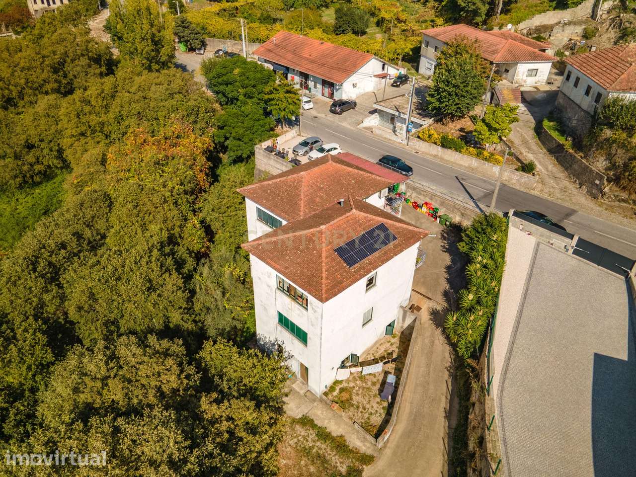 Prédio habitacional para investimento em Vila Caiz, Amarante - Grande imagem: 2/13