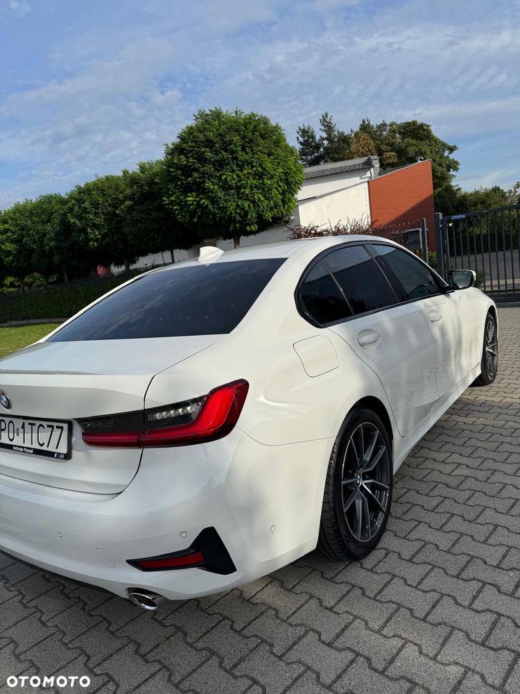 BMW Seria 3 318i Sport - 3