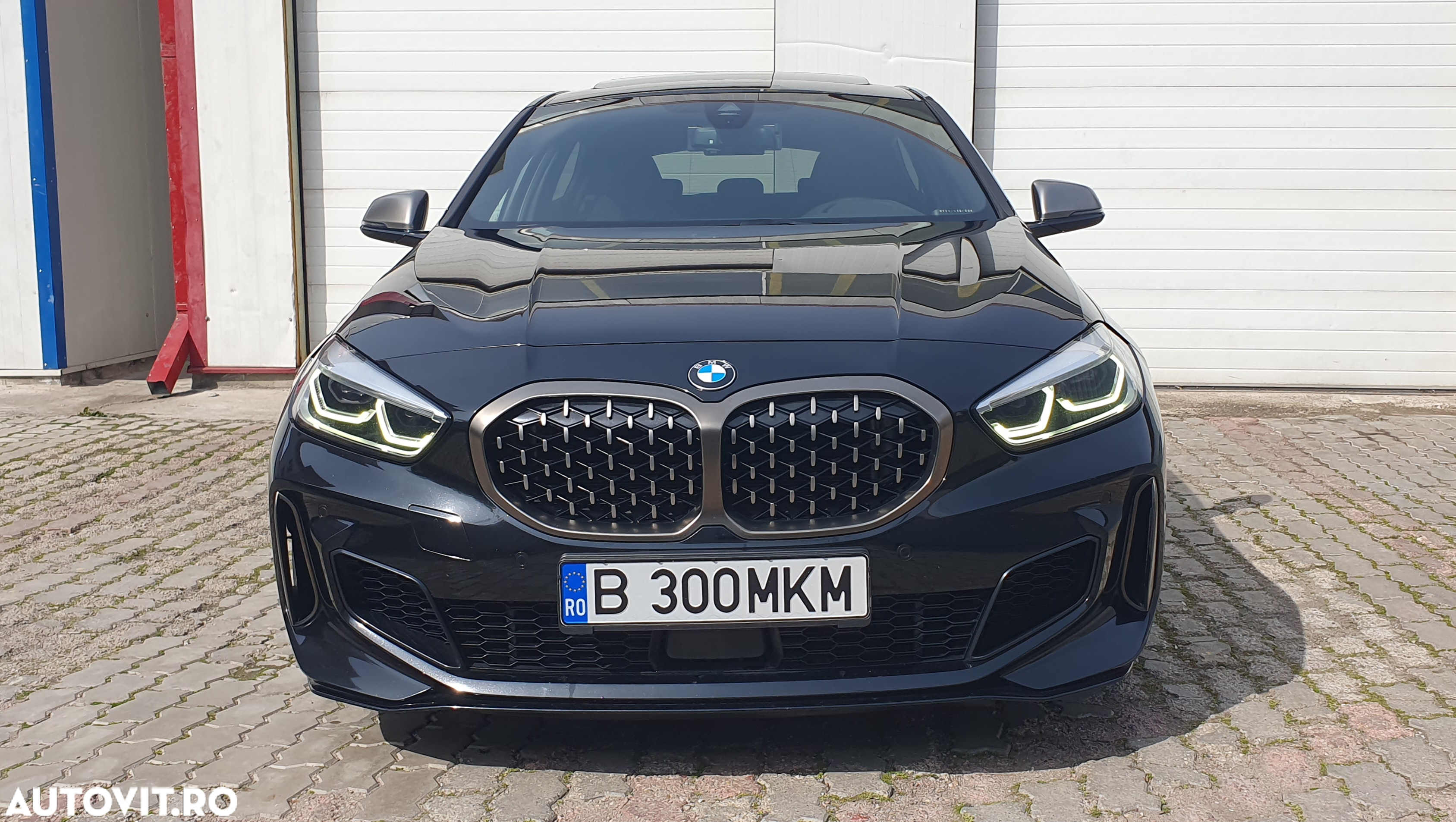BMW M1 M135i xDrive - 19