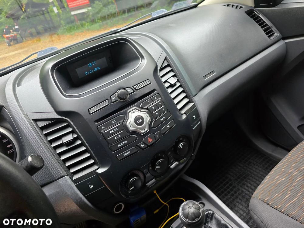 Ford Ranger 2.2 TDCi 4x4 DC XL - 14