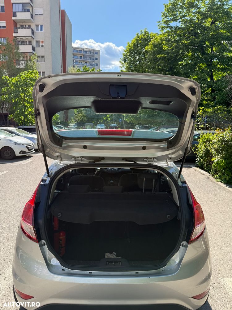 Ford Fiesta 1.5 TDCi Titanium - 19