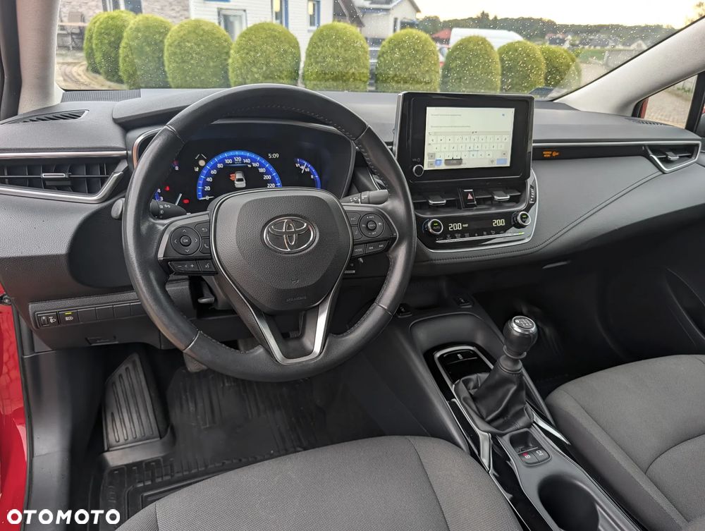 Toyota Corolla 1.5 Comfort - 17
