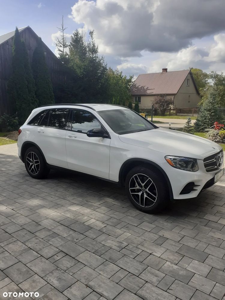 Mercedes-Benz GLC 300 4Matic 9G-TRONIC - 1
