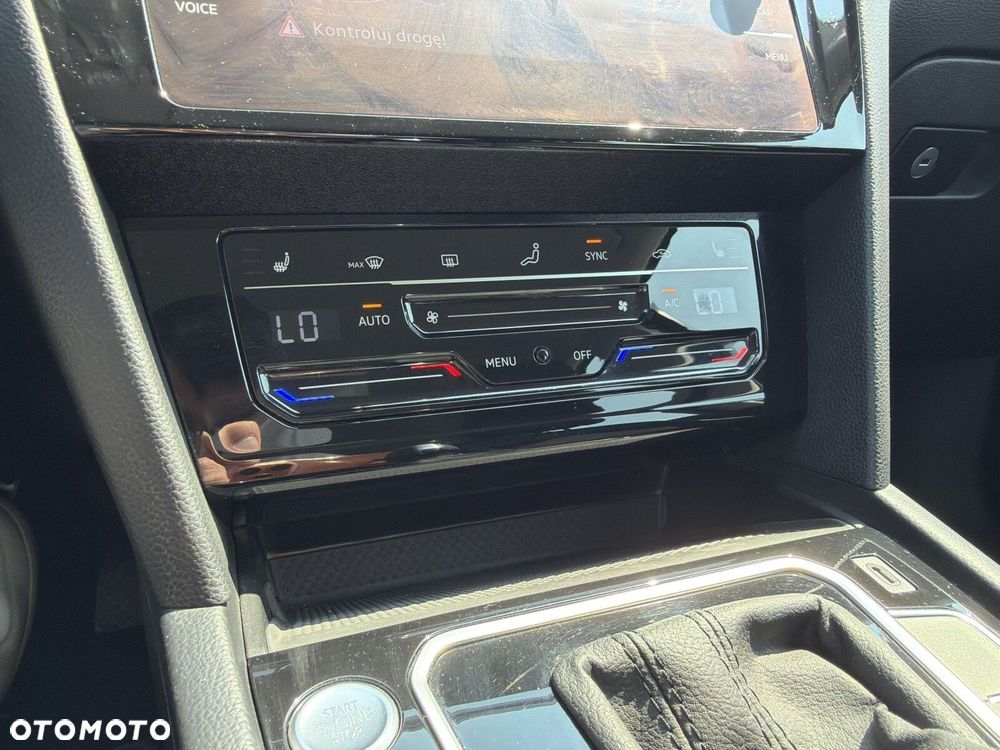 Volkswagen Passat 1.5 TSI EVO Elegance DSG - 29