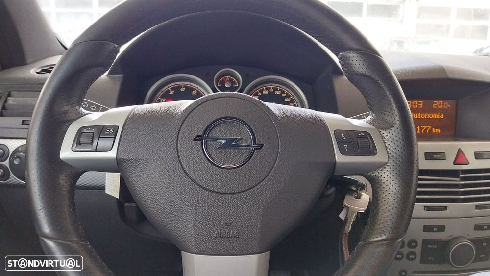Opel Astra GTC 1.6 17 - 6
