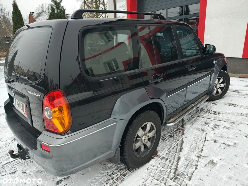 Hyundai Terracan - 4