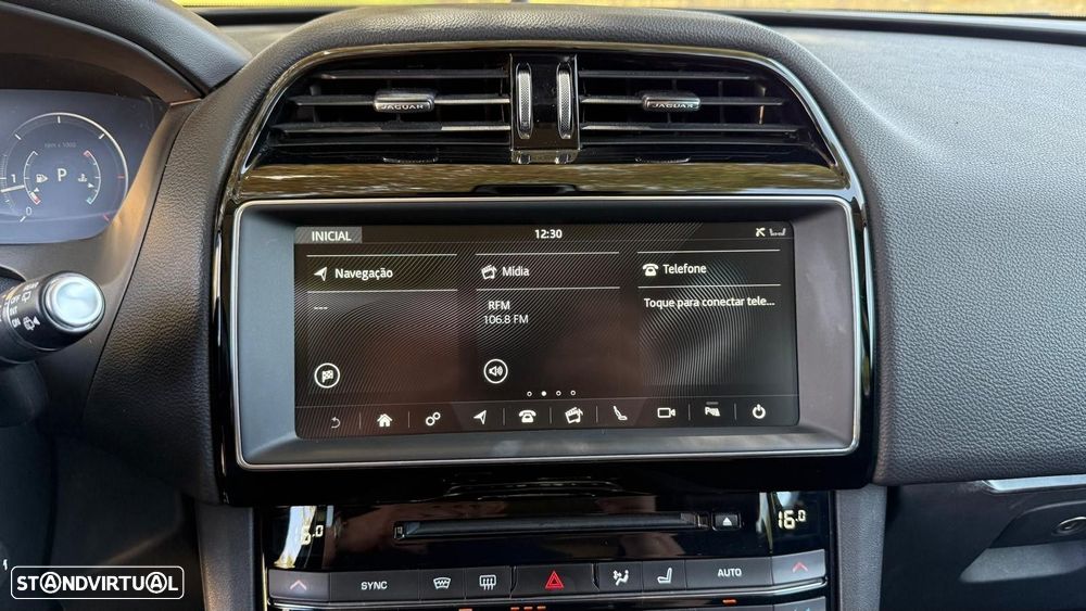 Jaguar F-Pace 25d AWD Aut. R-Sport - 31
