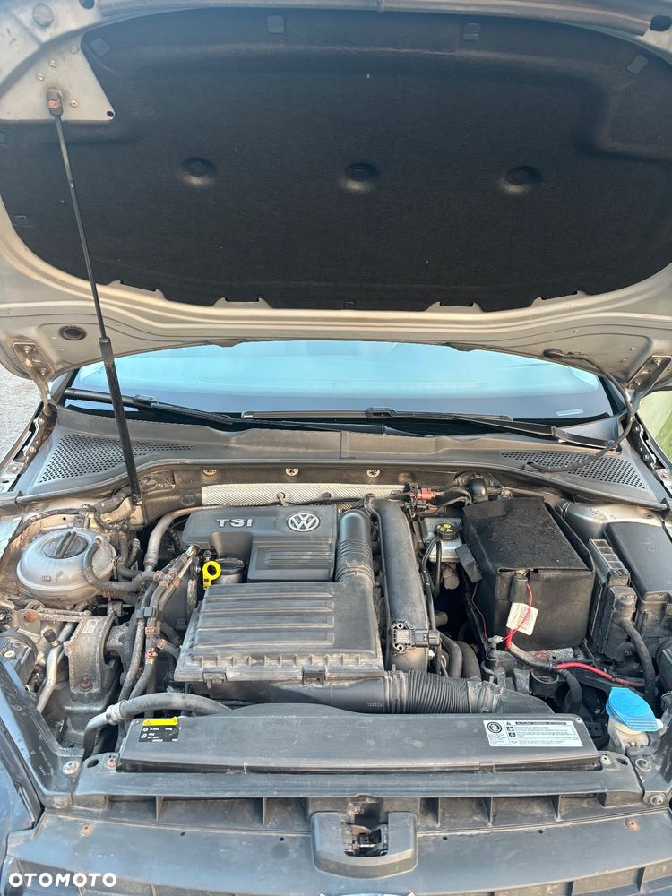 Volkswagen Golf VII 1.4 TSI BMT Highline - 23