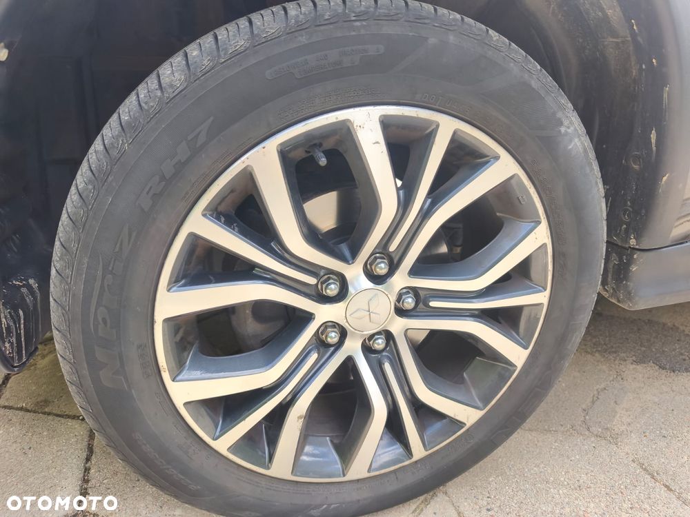 Mitsubishi ASX - 13