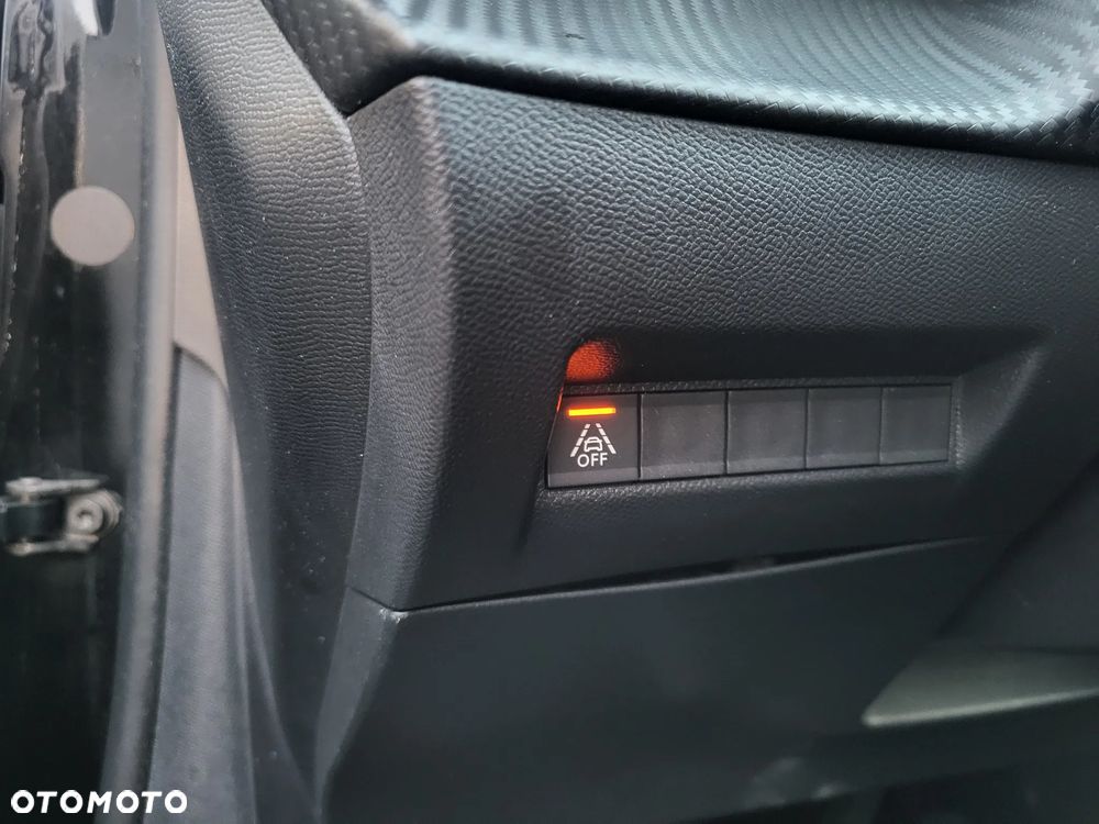 Peugeot 208 PureTech 130 EAT8 GT - 19