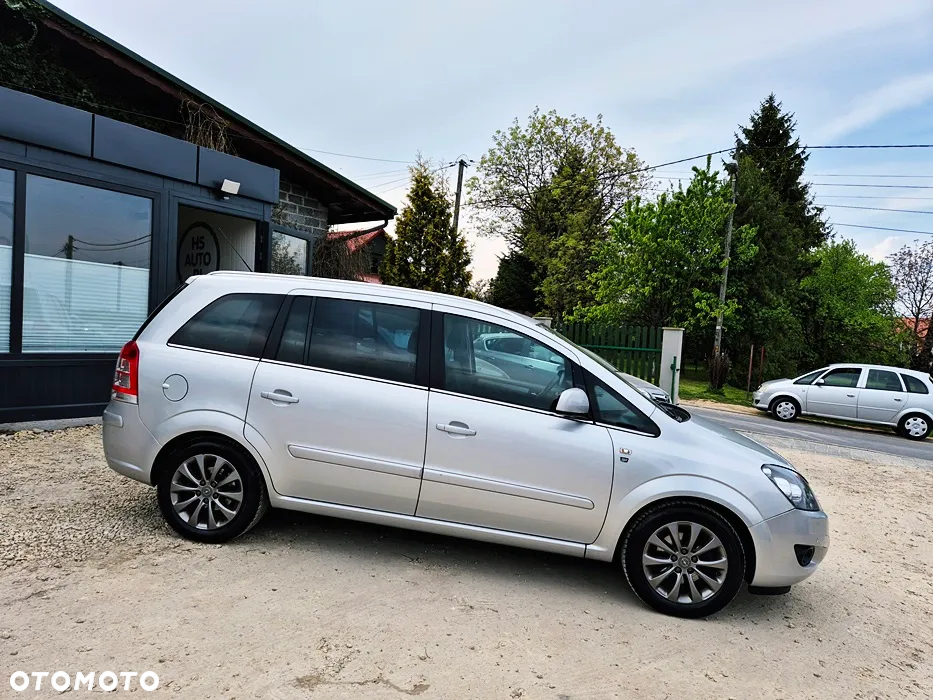 Opel Zafira 1.8 Family Plus - 9