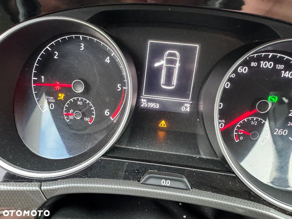 Volkswagen Touran 2.0 TDI SCR DSG Join - 19