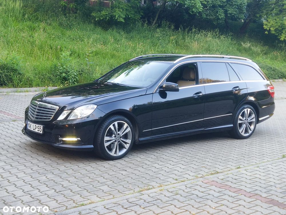 Mercedes-Benz Klasa E 220 CDI DPF BlueEFFICIENCY Automatik Elegance - 15