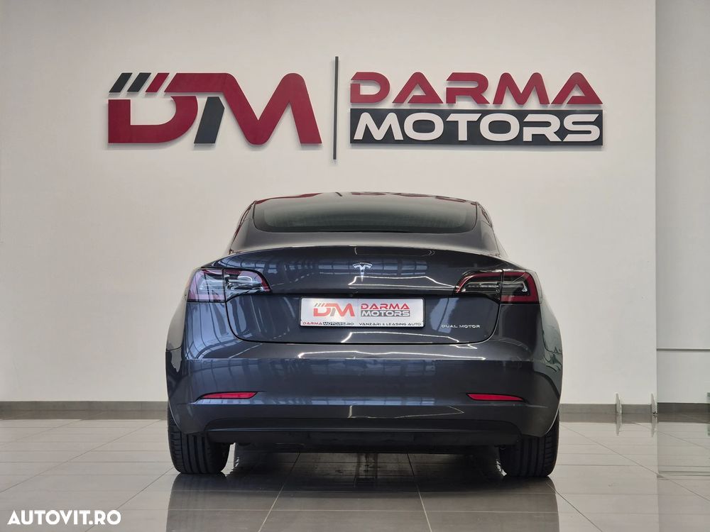 Tesla Model 3 Langstreckenbatterie Allradantrieb Dual Motor - 21
