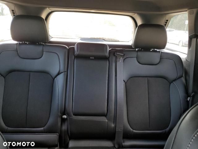 Jeep Grand Cherokee - 10