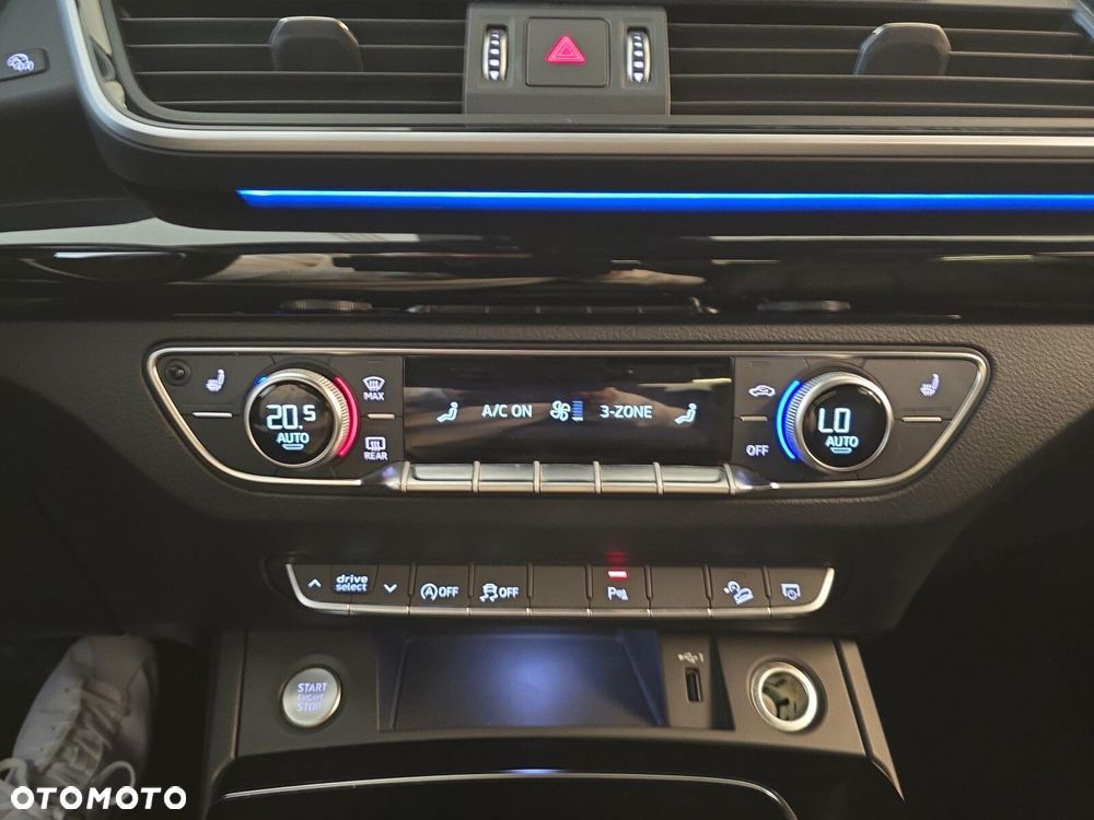 Audi Q5 Sportback - 24