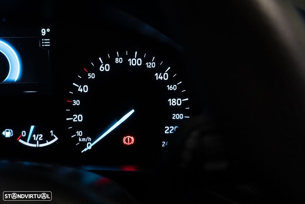 Ford Focus SW 1.5 TDCi EcoBlue ST-Line - 36