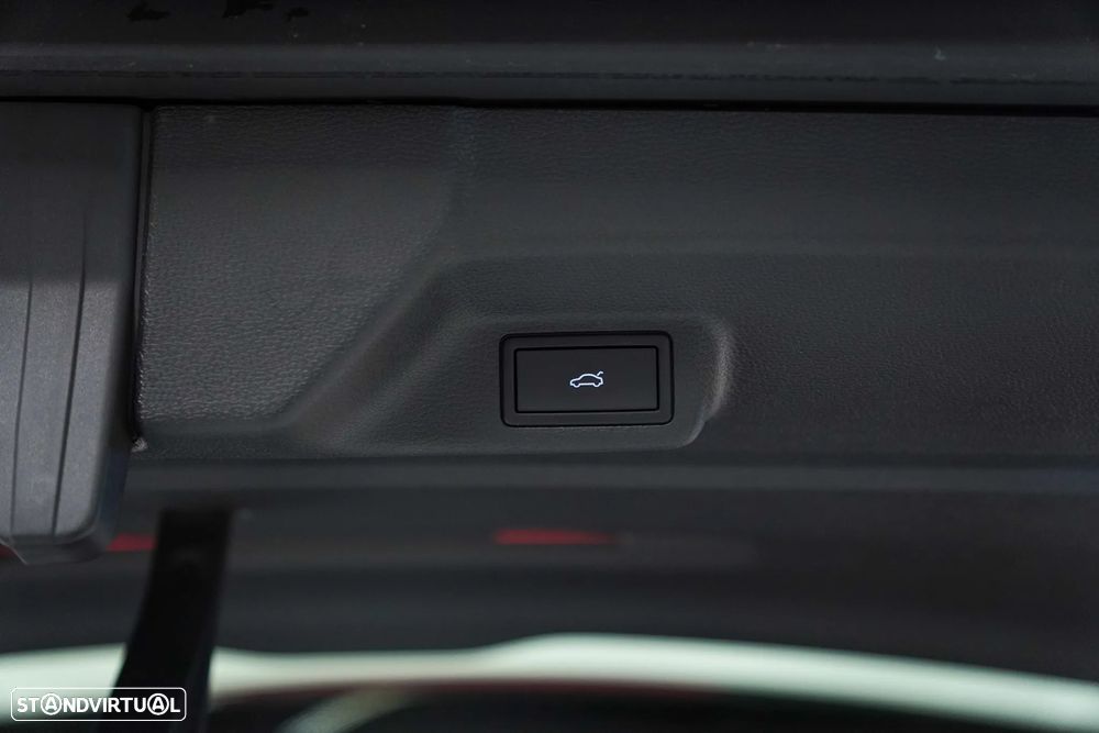 VW ID.Buzz 91 kWh Pro - 13