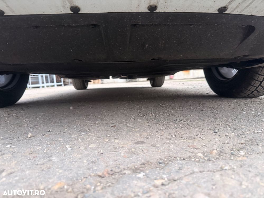 Ford Kuga 1.5 EcoBoost A8 FWD ST-Line - 31