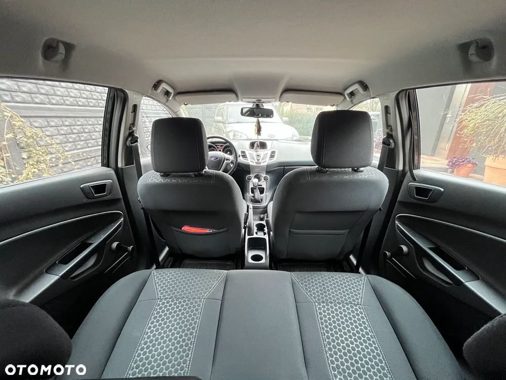 Ford Fiesta - 13
