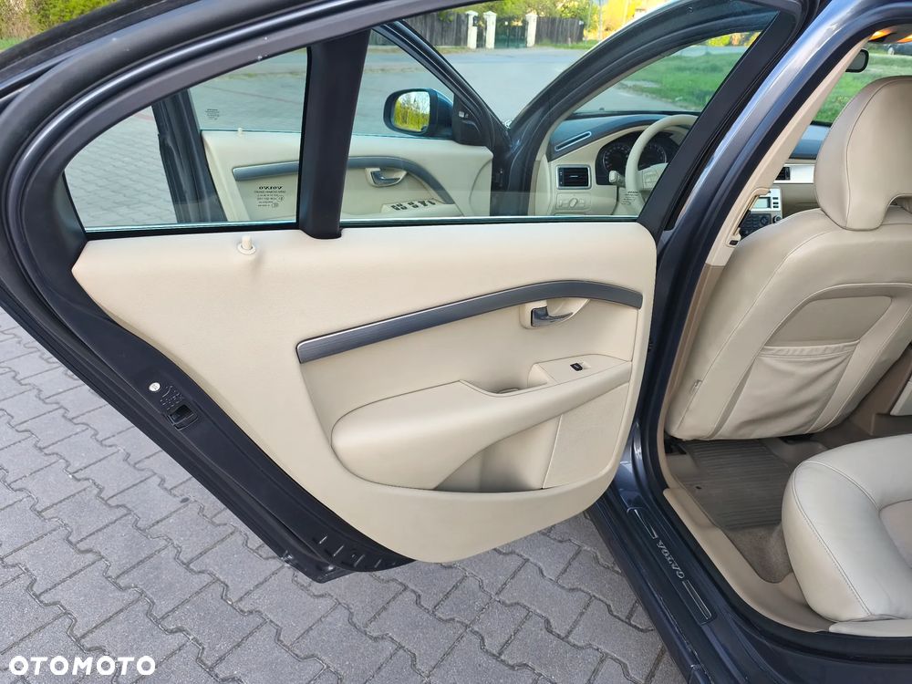 Volvo S80 D5 Summum - 32