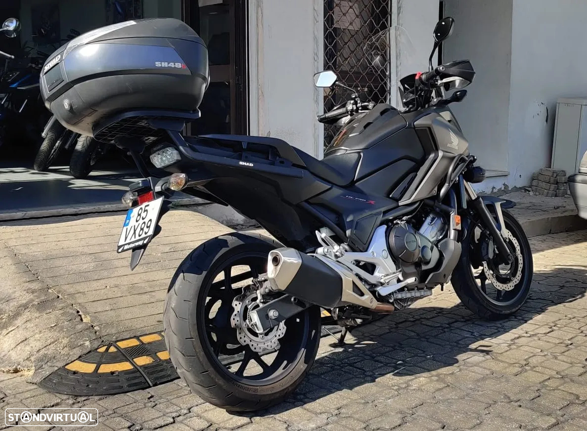 Honda NC750X - 8