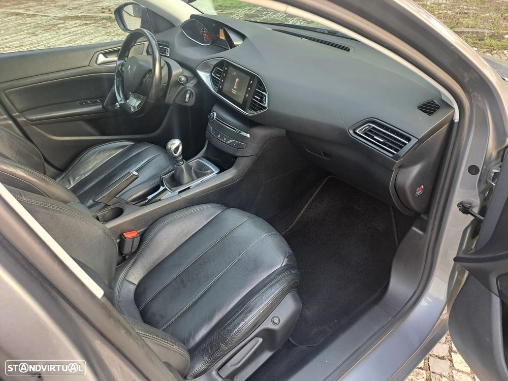 Peugeot 308 SW BlueHDi 120 Stop & Start Business-Line - 21