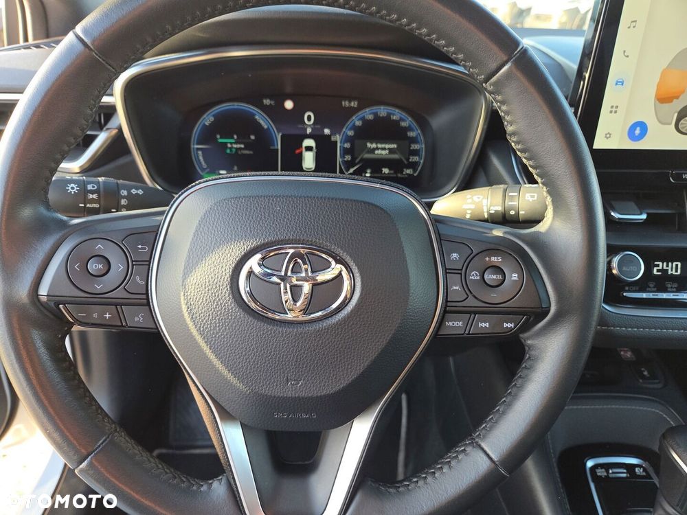 Toyota Corolla 1.8 Hybrid Style - 17
