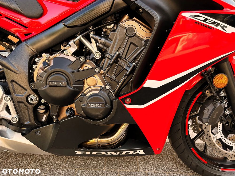 Honda CBR - 9