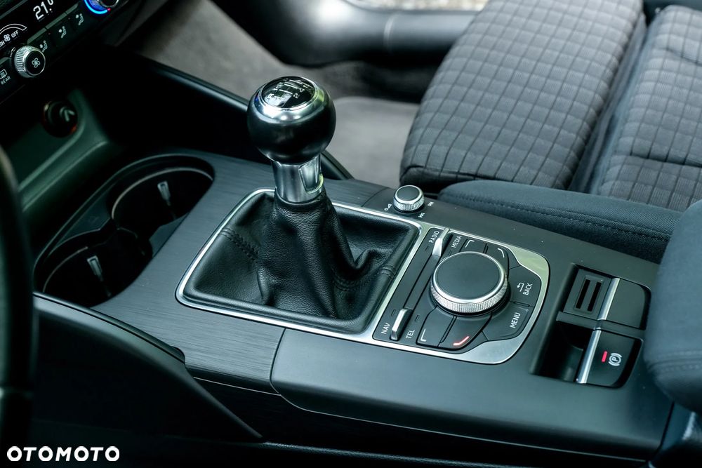 Audi A3 Limousine 2.0 TDI Attraction - 23