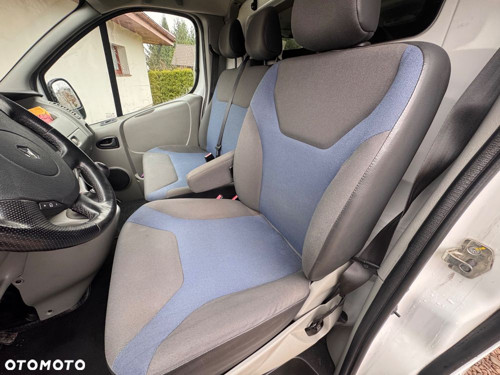 Renault Trafic - 22