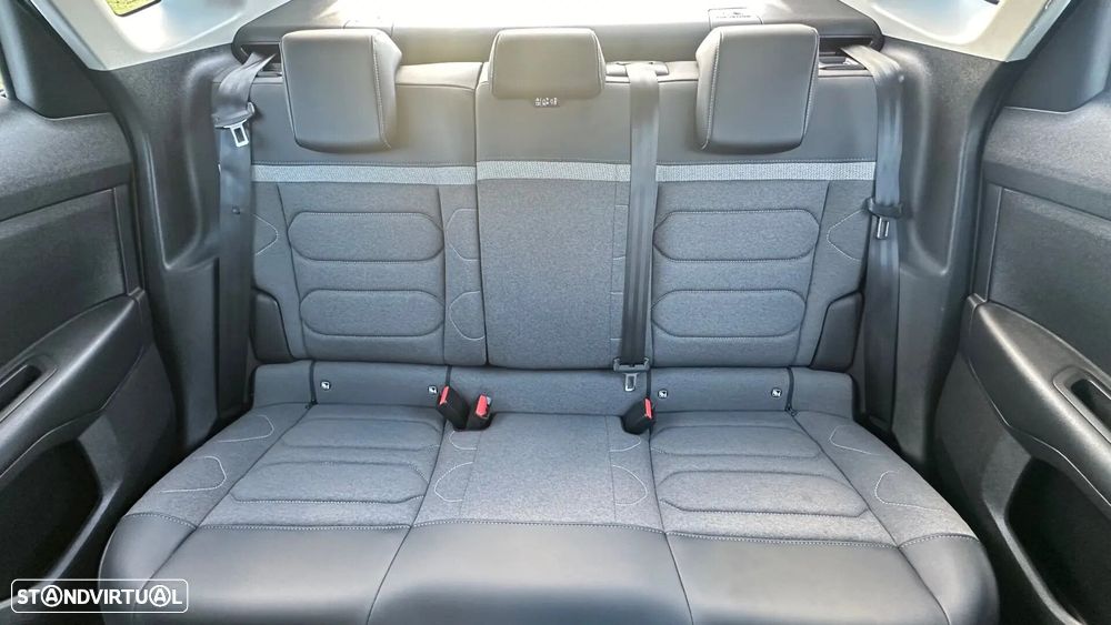 Citroën C4 X 1.2 PureTech Plus EAT8 - 21