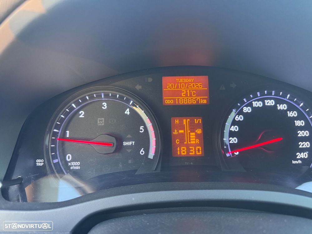 Toyota Avensis SW 2.0 D-4D Luxury+GPS - 11
