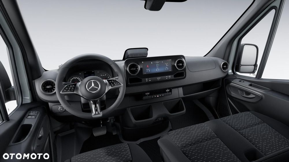 Mercedes-Benz Sprinter - 4