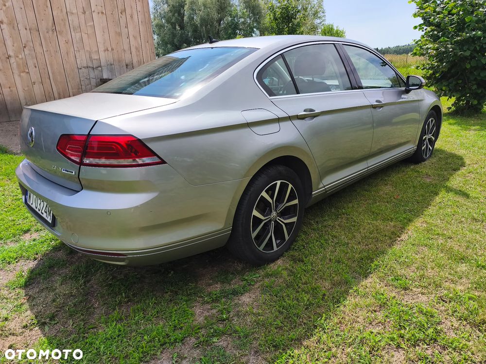 Volkswagen Passat 2.0 TDI BMT Comfortline DSG - 5