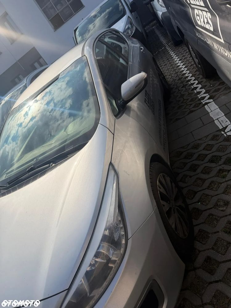 Kia Ceed - 28