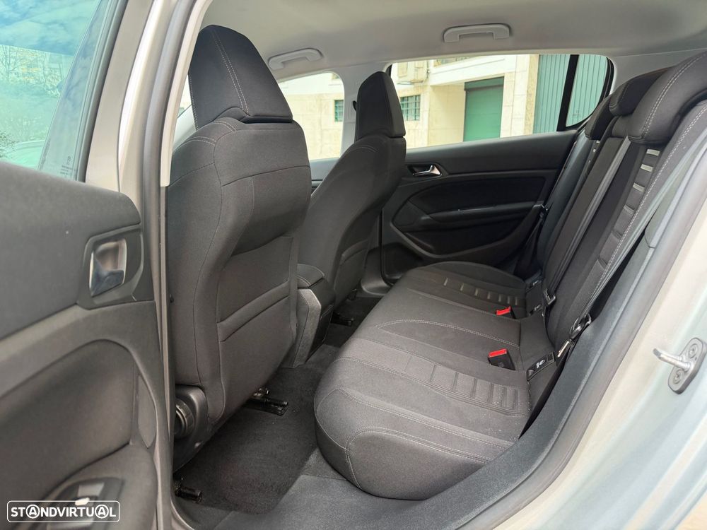 Peugeot 308 125 THP Allure - 25