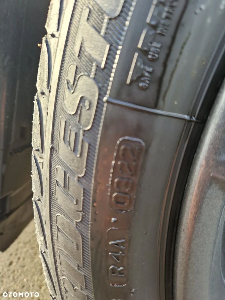 BMW Seria 5 525d xDrive - 24