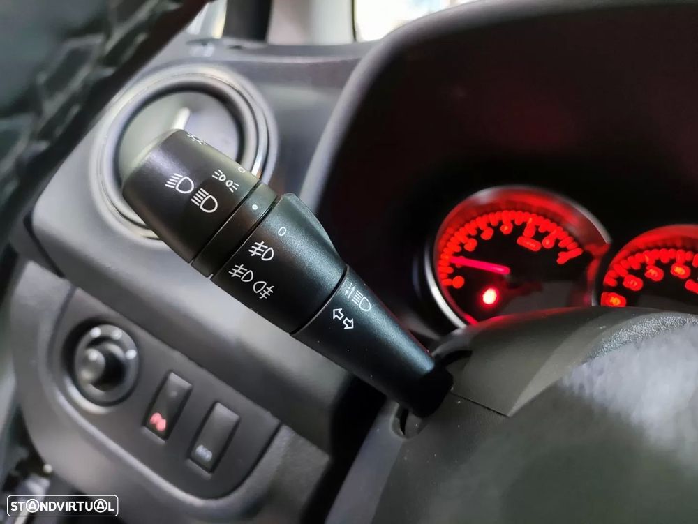 Dacia Sandero 0.9 TCe Stepway - 16