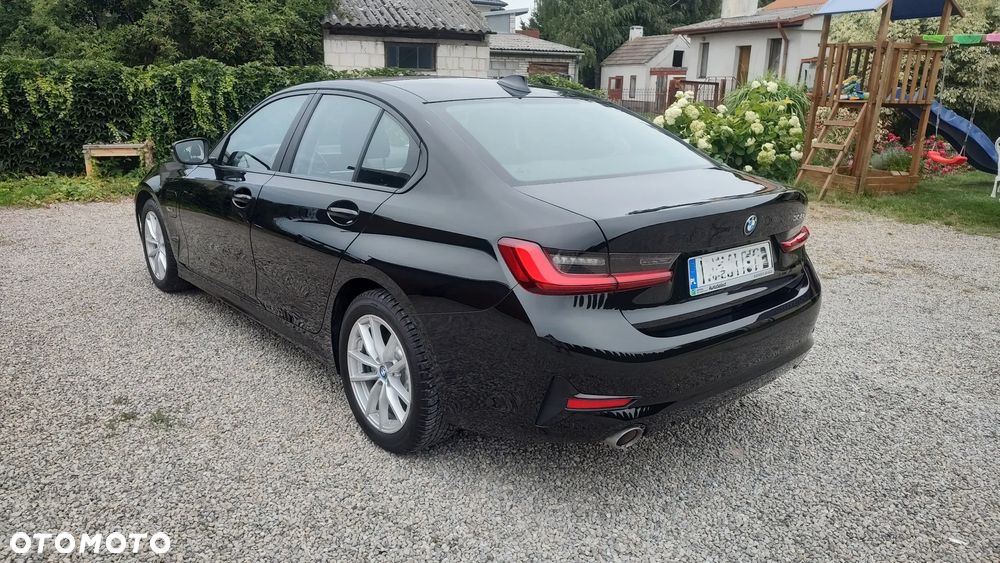 BMW Seria 3 330e Advantage - 5