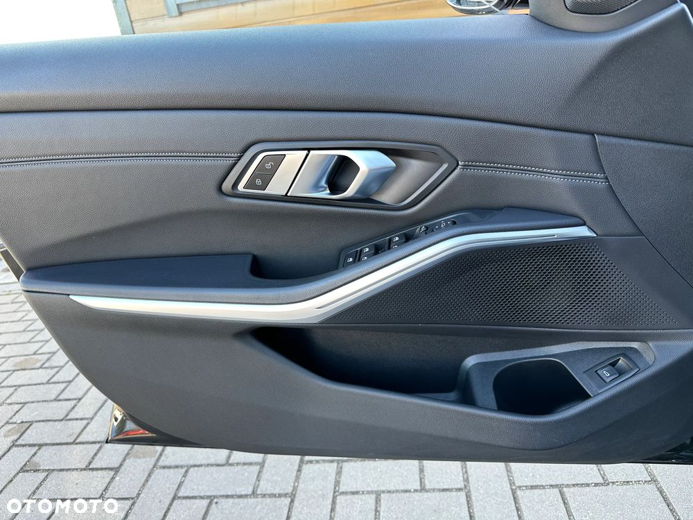 BMW Seria 3 - 20
