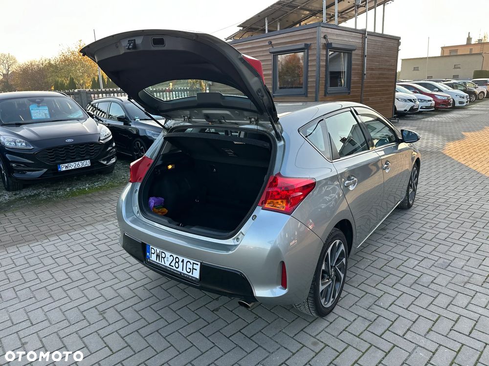 Toyota Auris - 27