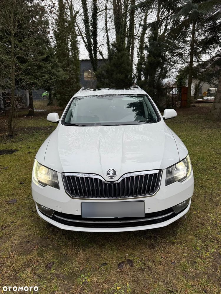 Skoda Superb 2.0 TSI L&K DSG - 8