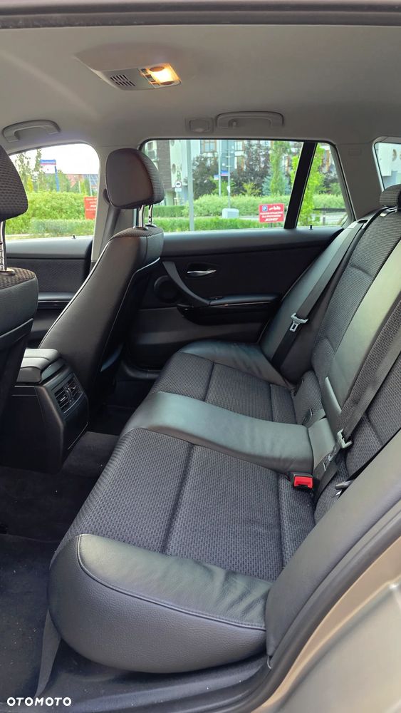 BMW Seria 3 - 10