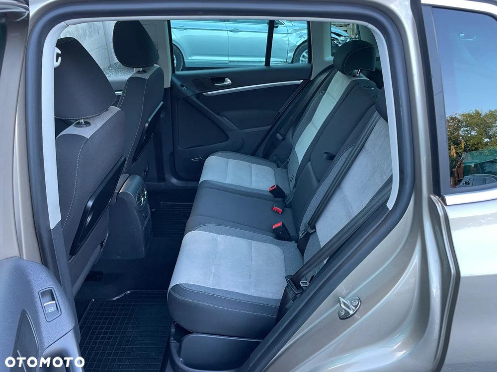 Volkswagen Tiguan - 17