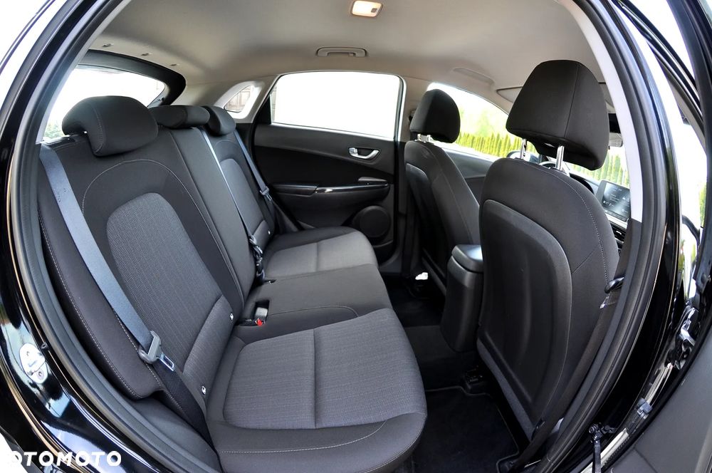 Hyundai Kona - 33