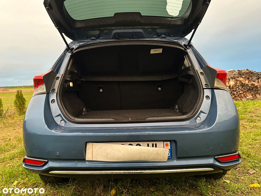 Toyota Auris 1.8 VVT-i Hybrid Automatik Design Edition - 22