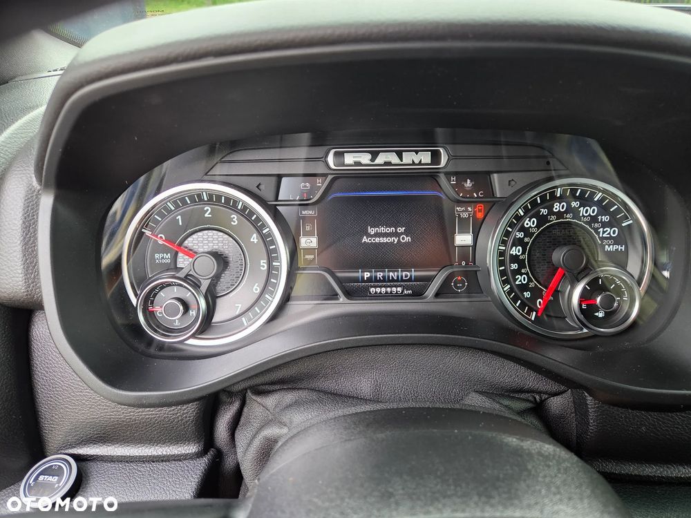 Dodge RAM 5.7 4x4 - 12